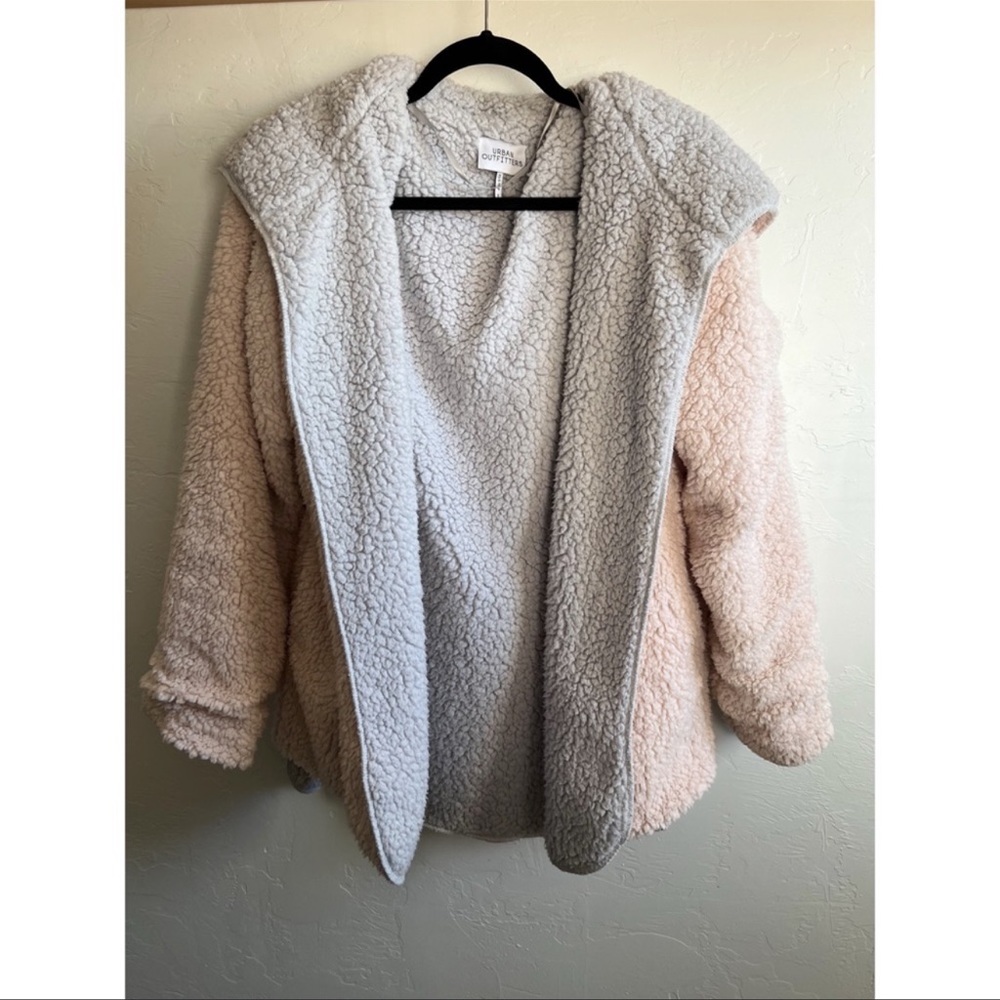 Urban Outfitters Teddy Jacket - Picture 4 of 5
